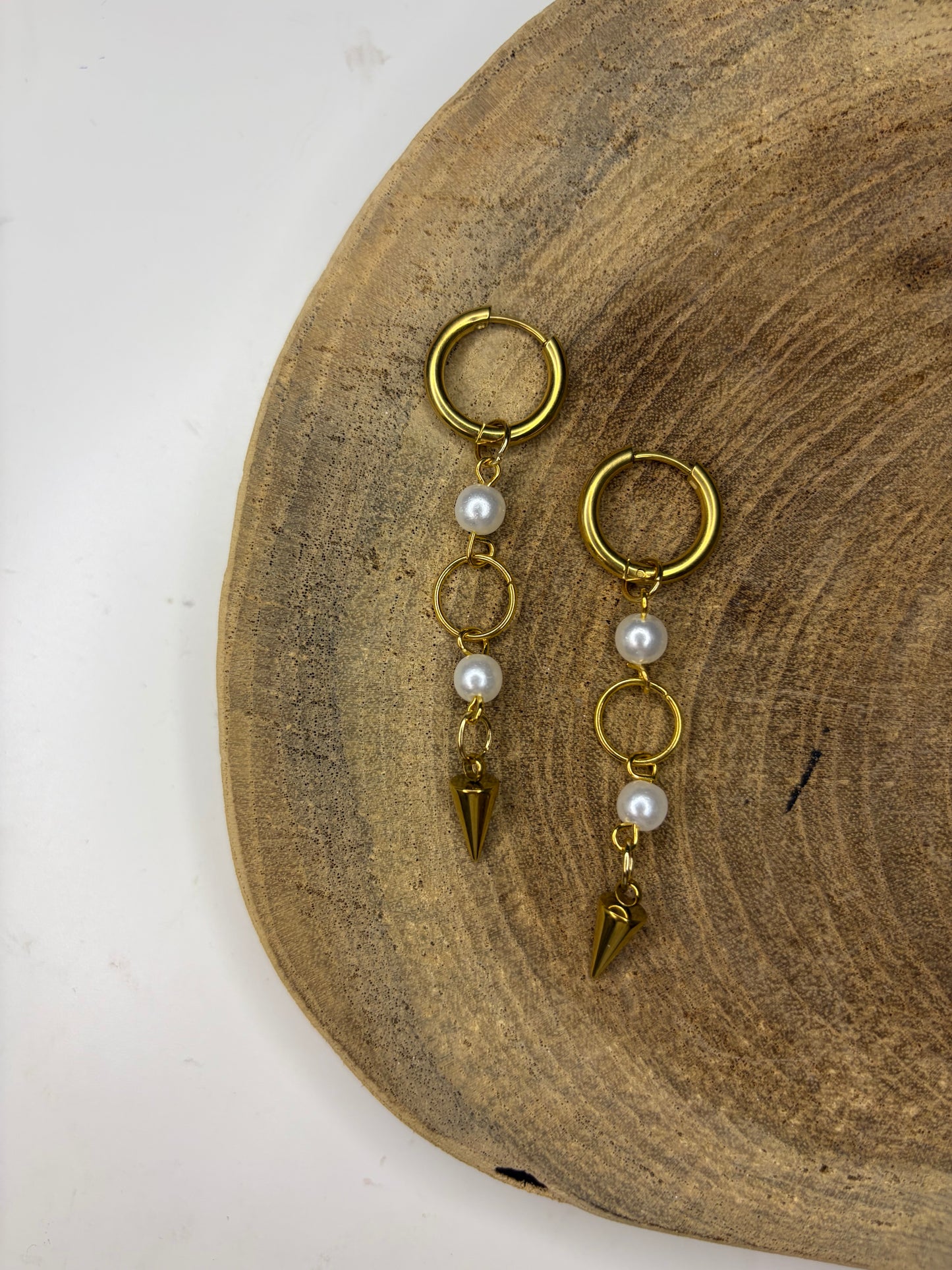 Eléanor earrings guld❣️