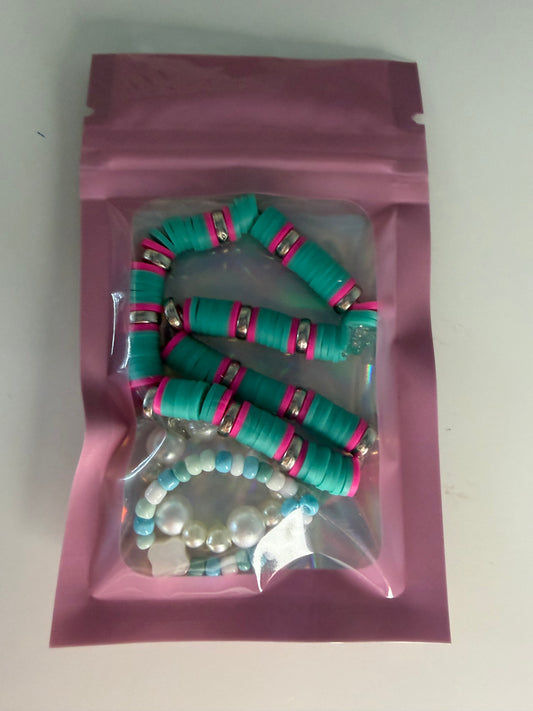 Beaded Bracelet Lucky Box⭐️🥹