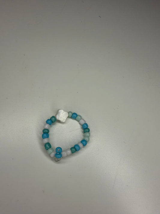 Beaded Clover ring🙏