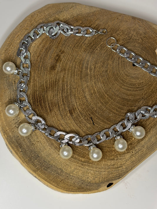 Pearl drop necklace❣️